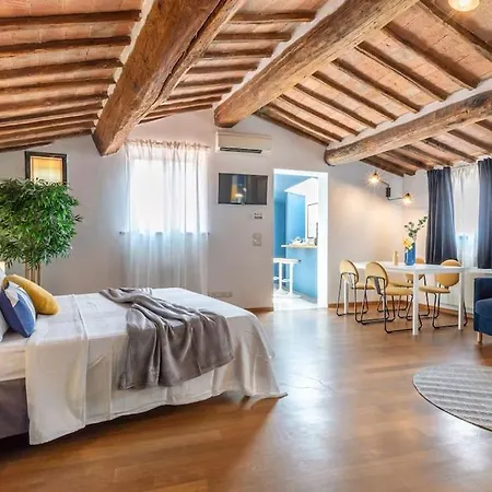 Mimosa- Loft Elegante Con Terrazza Nel Centro Di Appartamento