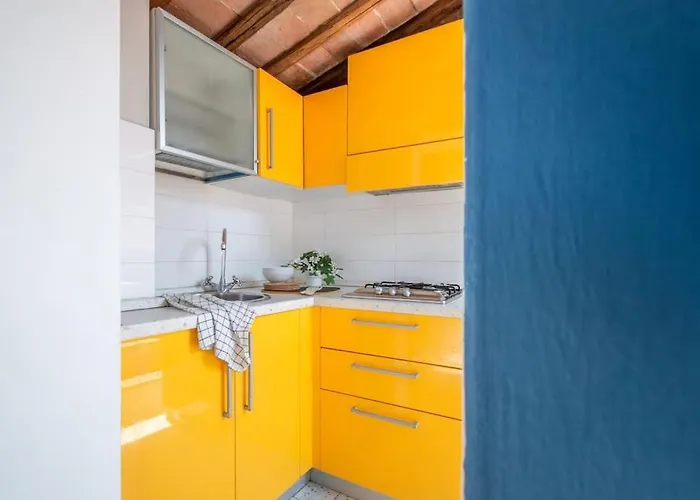 Mimosa- Loft Elegante Con Terrazza Nel Centro Di شقة سيينا