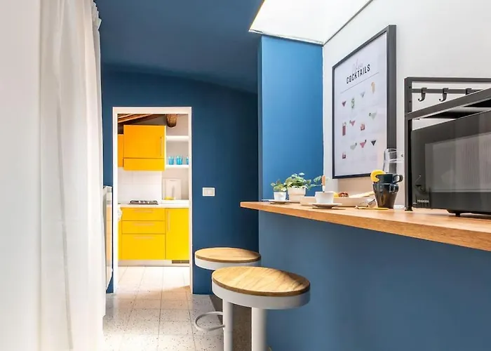Mimosa- Loft Elegante Con Terrazza Nel Centro Di سيينا