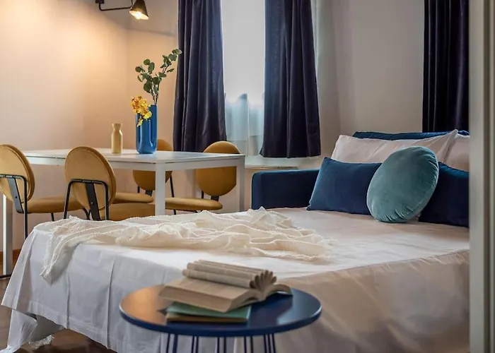 Mimosa- Loft Elegante Con Terrazza Nel Centro Di * سيينا