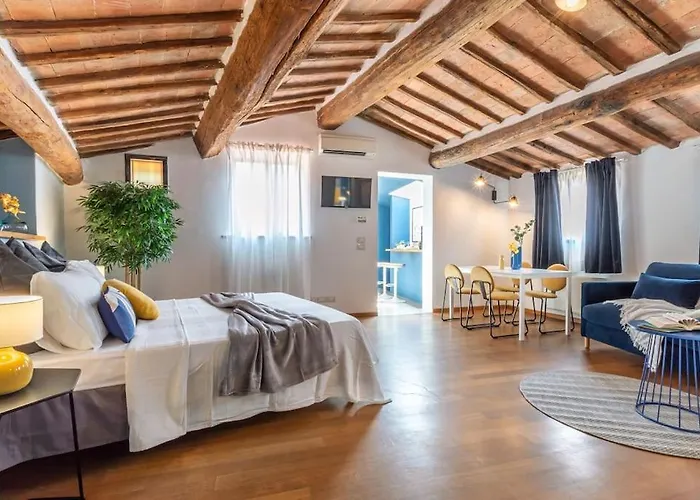 Mimosa- Loft Elegante Con Terrazza Nel Centro Di شقة